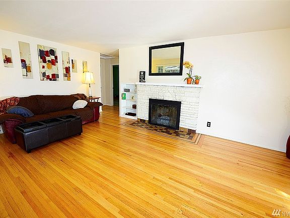4th image of 5005 212th St SW