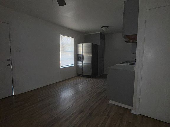 4th image of 1503 Mulford St #6