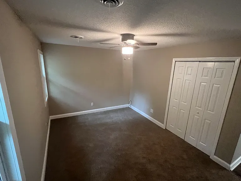 4100 Pittsford Rd #1 — Photo 17