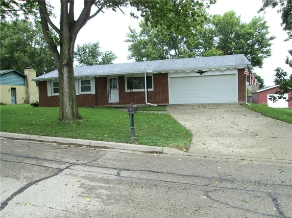 220 E Twin St, Lewisburg, OH 45338