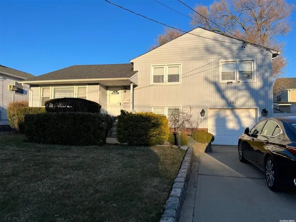 184 Island Parkway, Island Park, NY 11558