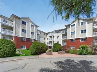 270 Lorry Greenberg Dr #307, Ottawa, ON K1T3K2