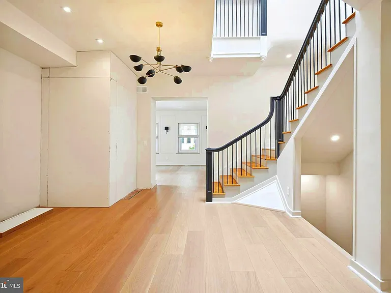 1329 Connecticut Ave NW #300 — Photo 8