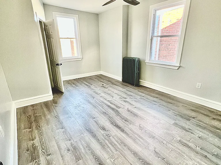 1549 W Champlost Ave — Photo 5