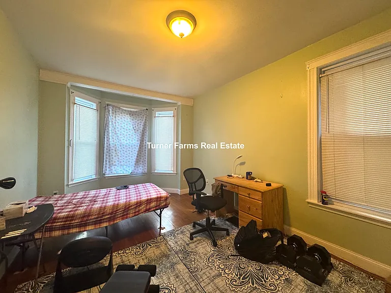 37 Hillside St #A — Photo 14