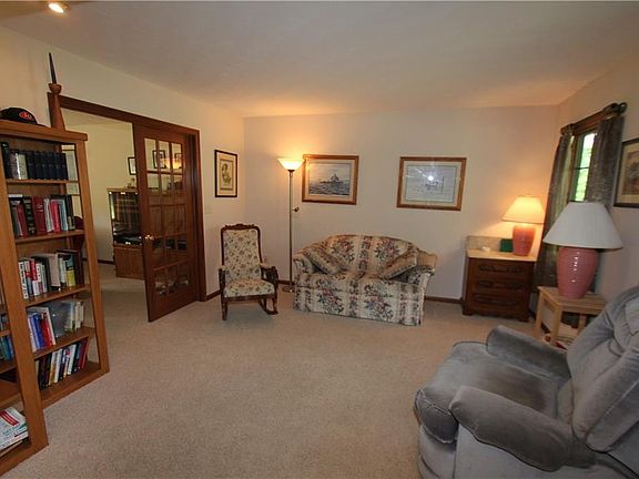 3rd image of 1544 Steinhilber Dr