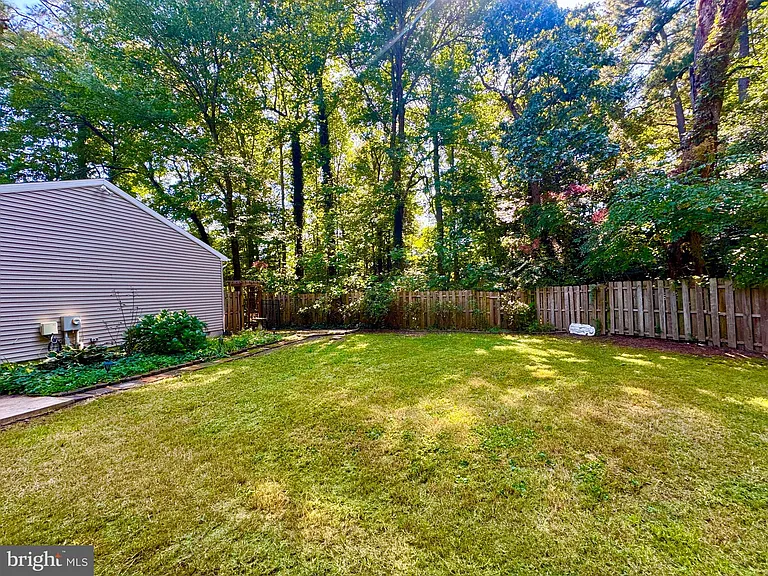 24322 Canal Dr — Photo 9