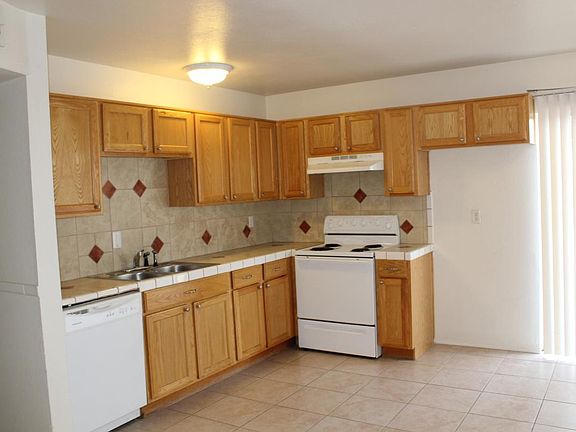 4th image of 15026 N 29th Ave
