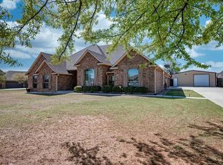4606 Creekside Dr, Tuttle, OK 73089