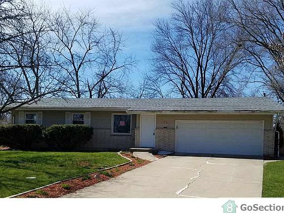 3rd image of 1239 King Cir
