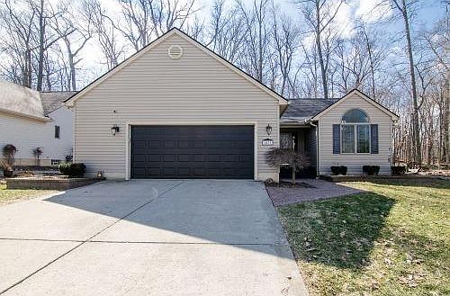 3rd image of 1431 Colony Dr