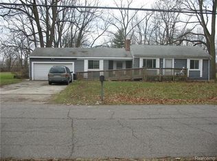 21415 Sherman Ave, Southfield, MI 48033