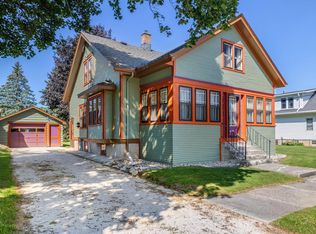 1723 Harrison St, NEW HOLSTEIN, WI 53061