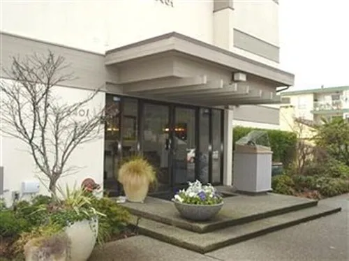 6401 Lake Washington Blvd NE #303 Photo 1