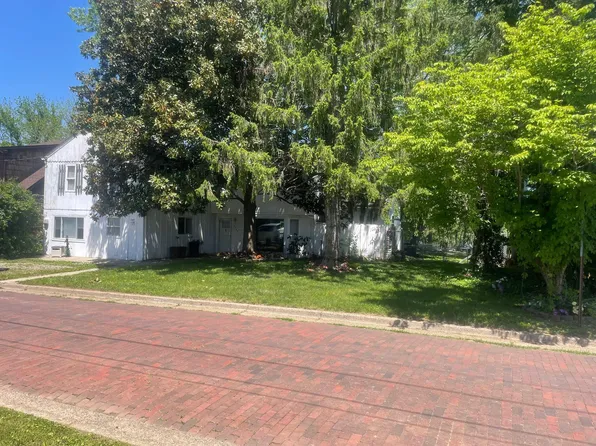 2766 N Staunton Rd, Huntington, WV 25702