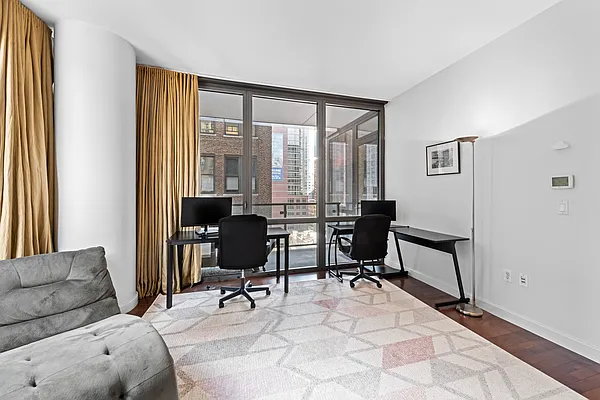 Rented by Compass | media 7