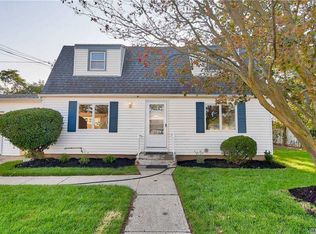 11 Andrews Ave, Roosevelt, NY 11575