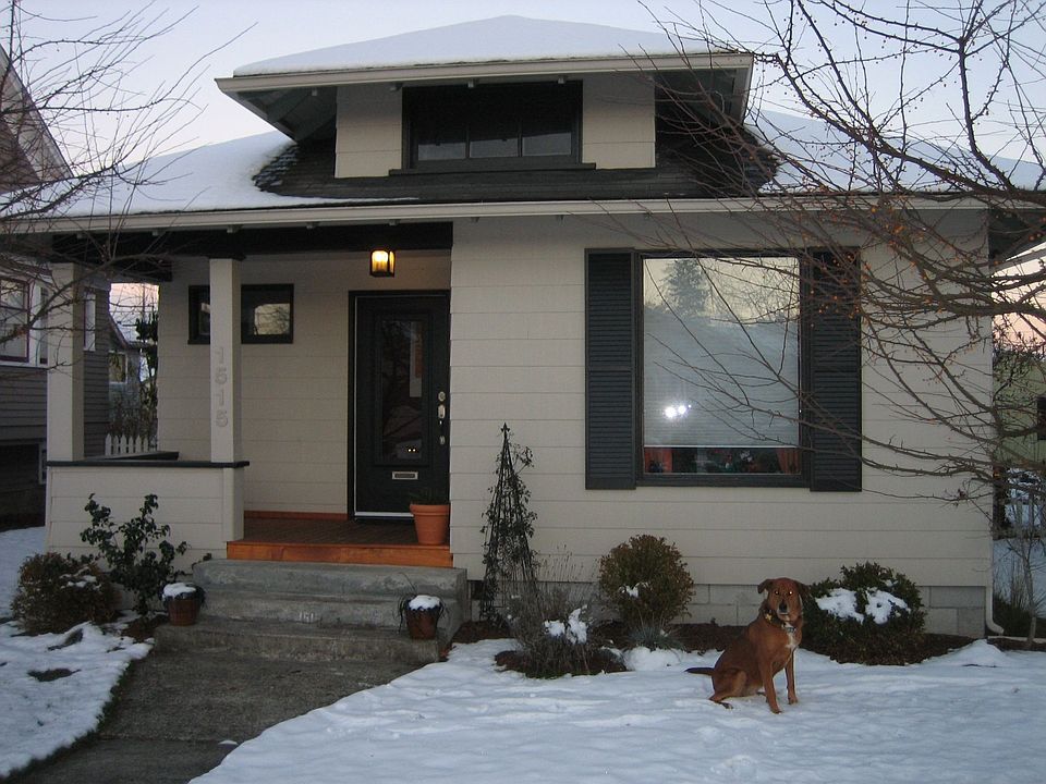 1st image of 1515 Oakes Ave