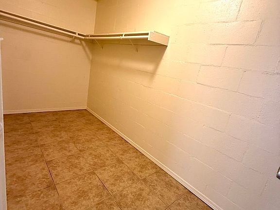 4th image of 1693 Villa Ave #F4