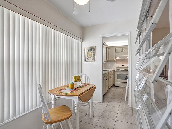 2nd image of 1300 N 12th Court #4b