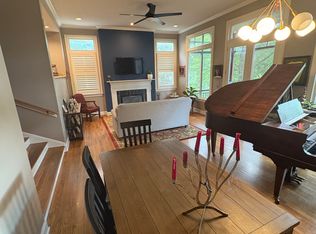 860 Harbor Isle Cir E, Memphis, TN 38103
