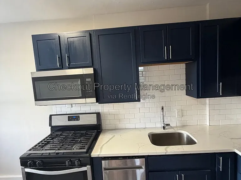 5616 Pershing Ave #64 — Photo 15