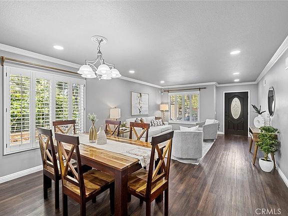 3rd image of 74 Linhaven