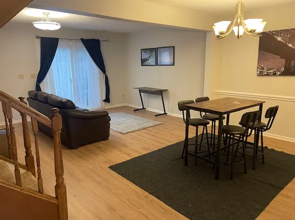 1232 Maple Shade Ln, Charlotte, NC 28270