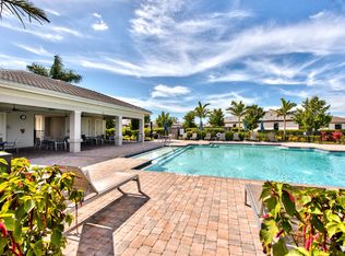 2045 Yellowfin Cir, Naples, FL 34114