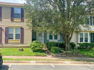 14664 Stone Crossing Ct, Centreville, VA 20120