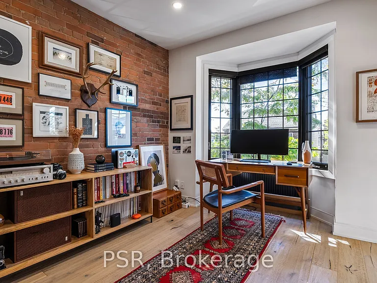 53 Palmerston Ave — Photo 26