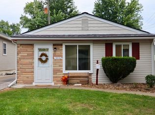 15332 Leona Dr, Redford, MI 48239