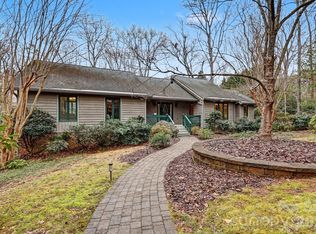 6111 Bittersweet Ln, Charlotte, NC 28270