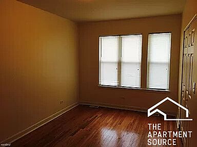 3rd image of 2708 W Arthur Ave APT 2N