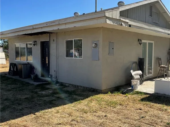 912 Avenue B, Calimesa, CA 92320