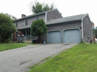 49 Hooper St, Tiverton, RI 02878