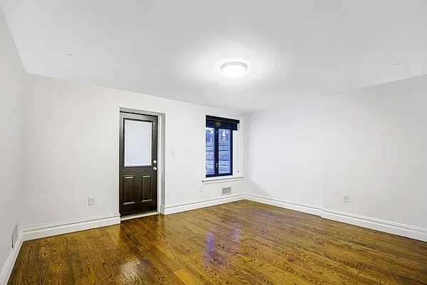 Rented by Nomad Property Group, LLC | media 5