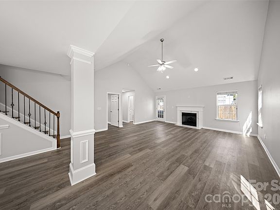 5th image of 3056 Rocket Rd