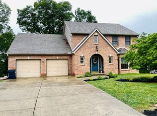 5042 King Richard Ct, Ashland, KY 41101