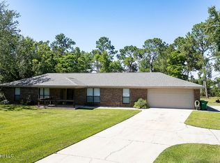 13200 Pine Ave, Ocean Springs, MS 39565
