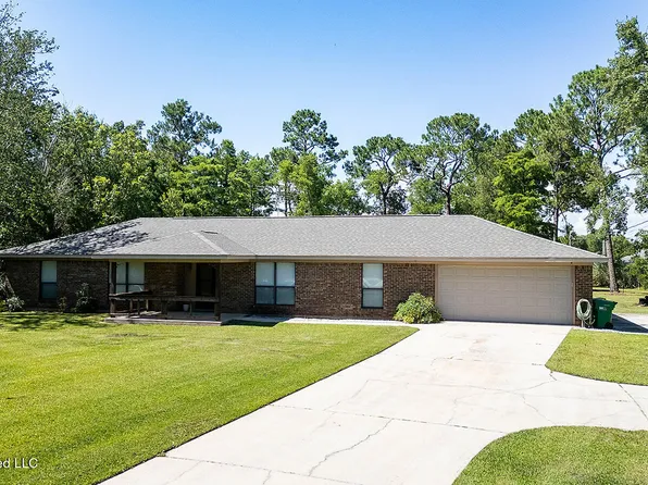 13200 Pine Ave, Ocean Springs, MS 39565