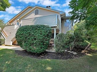 60 Fieldstone Rd, Bedminster, NJ 07921