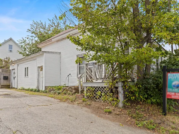 7 Pioneer Avenue, Sanford, ME 04073