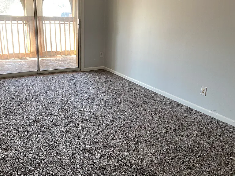 29 E Main St #C — Photo 9