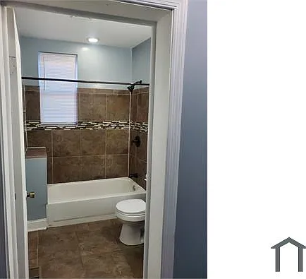 2882 Mayfield Ave — Photo 38