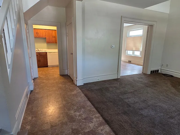 926 Liberty St — Photo 3