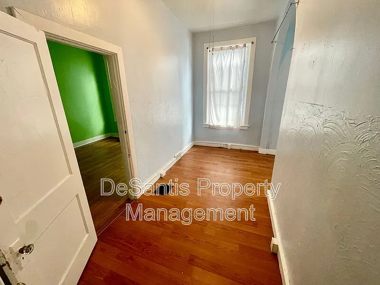 5498 Hays St #1 — Photo 7