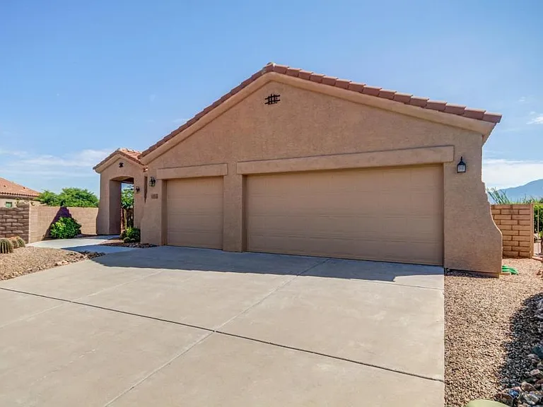 14059 E Fairway Bluff Ct — Photo 2