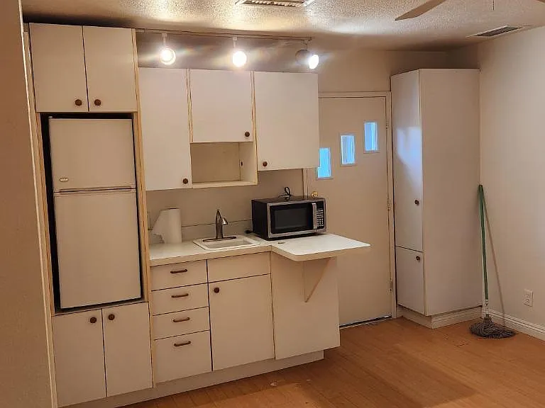 11443 Richmont Rd #A — Photo 2