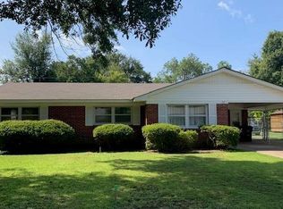 157 Pauline St, Greenville, MS 38701